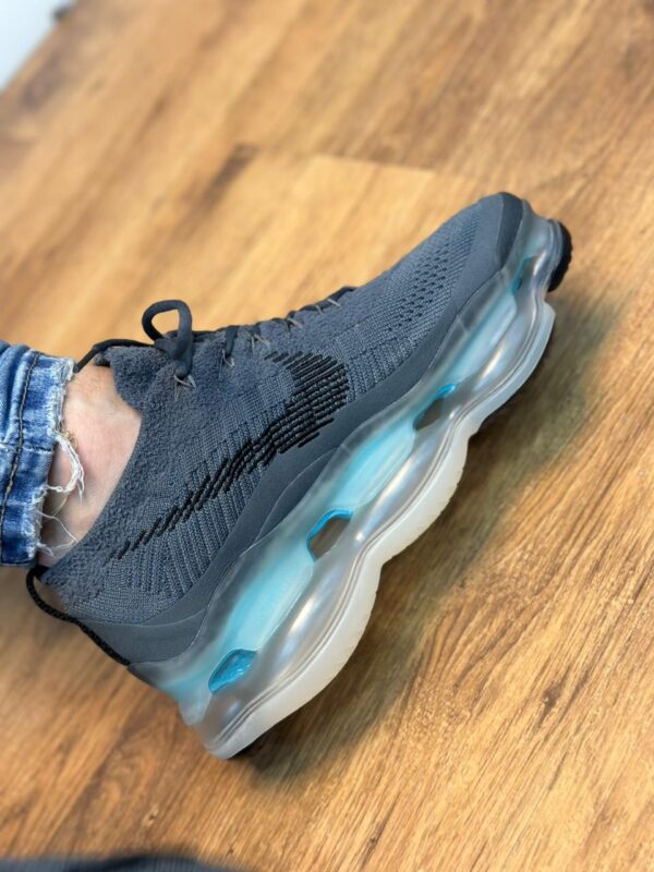 Tênis Nike Air Max Scorpion - Cinza Chumbo