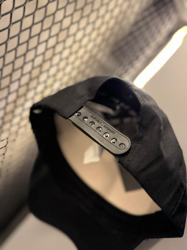 Boné Armani Preto - Image 4