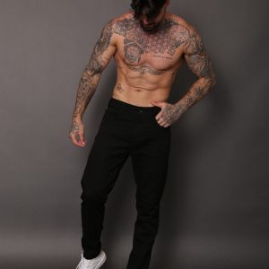 Calça Slim Off White e Preta