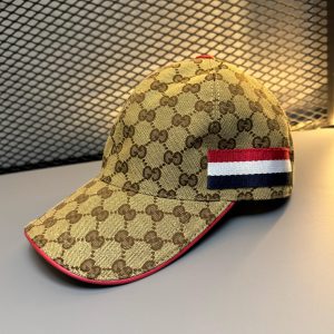 Boné Gucci GG Supreme com Faixa Web Tricolor