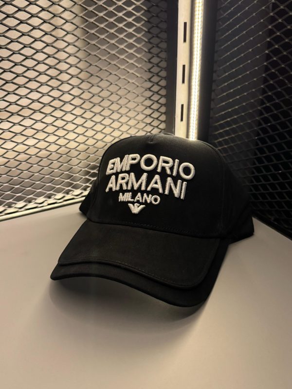 Boné Armani MILANO Preto no Branco & Branco no Preto - Image 2