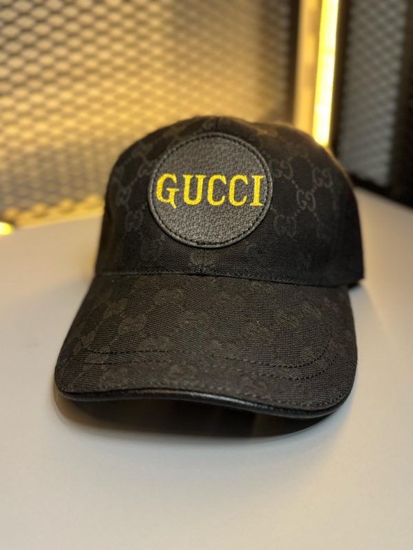 Boné Gucci GG Supreme Preto com Patch Bordado - Image 4