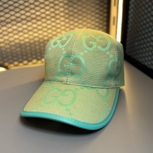 Boné Gucci GG Supreme Verde Pastel com Detalhes Aqua