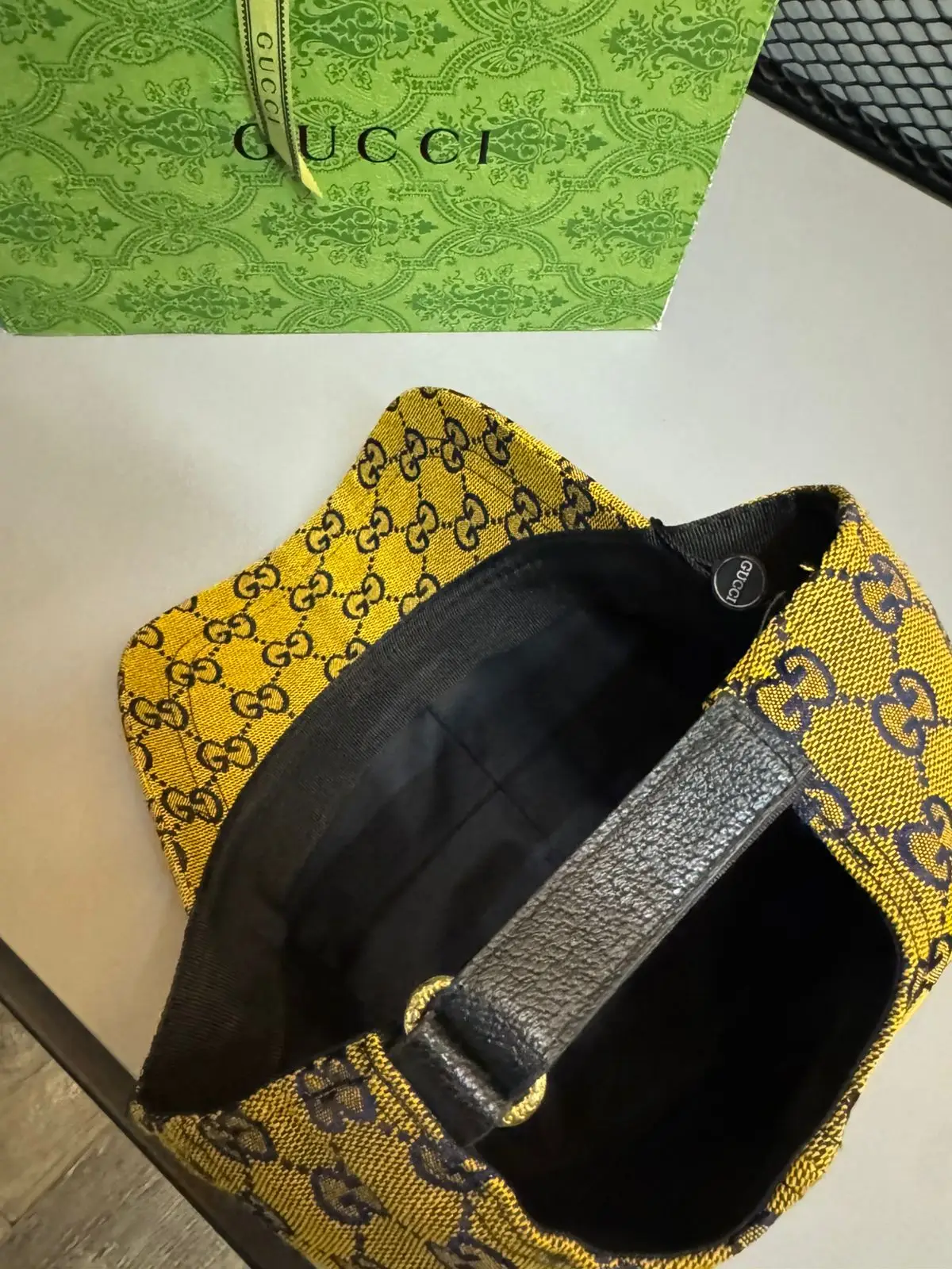 Boné Gucci prêmio - Imagem 2