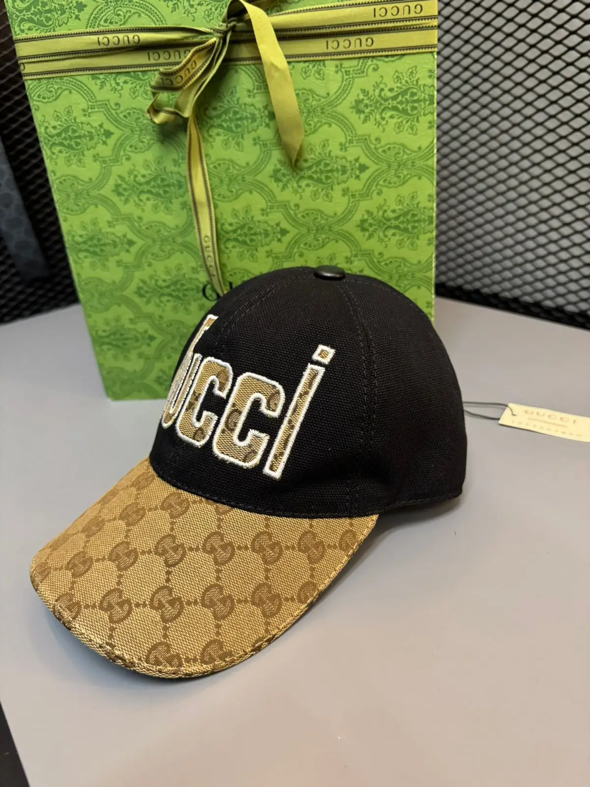 Boné Gucci prêmio - Imagem 3