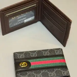 Carteira Gucci GG Supreme Web