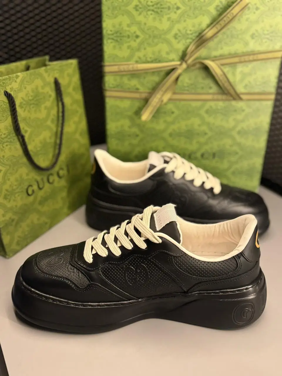 Tênis Gucci GG Embossed Platform - Imagem 4