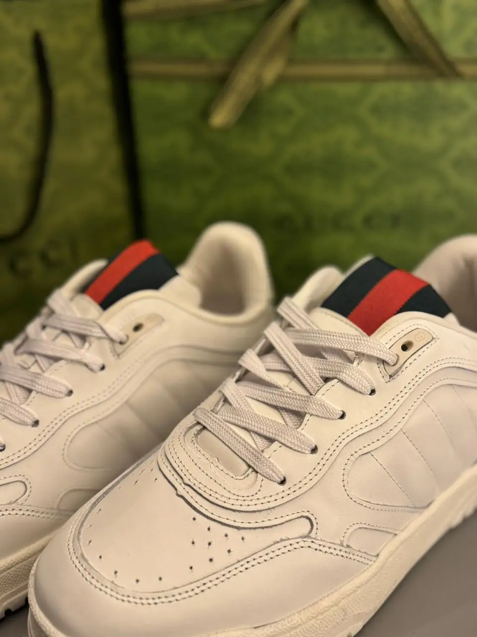 Tênis Gucci GG Web - Imagem 2