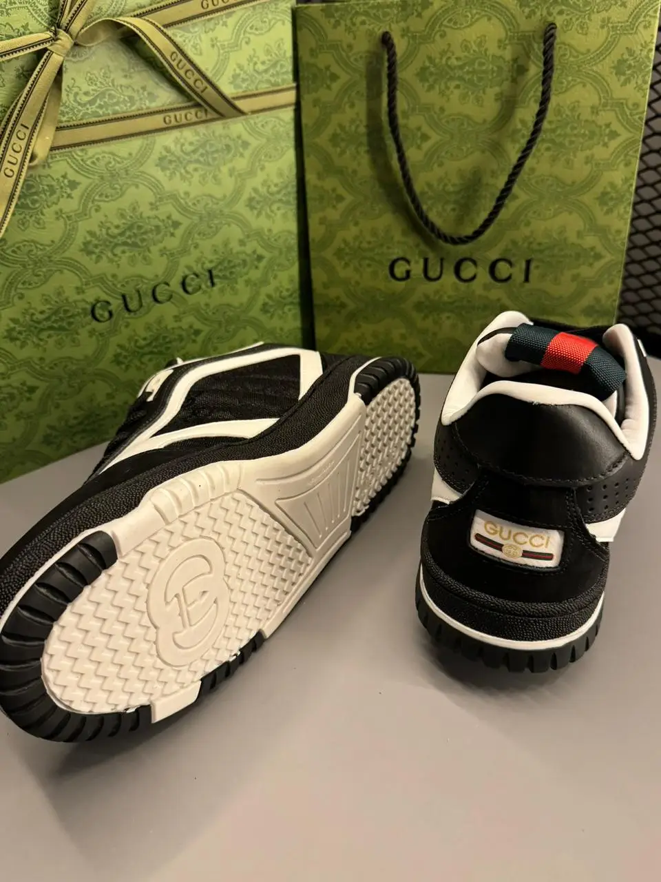 Tênis Gucci GG Web - Imagem 2