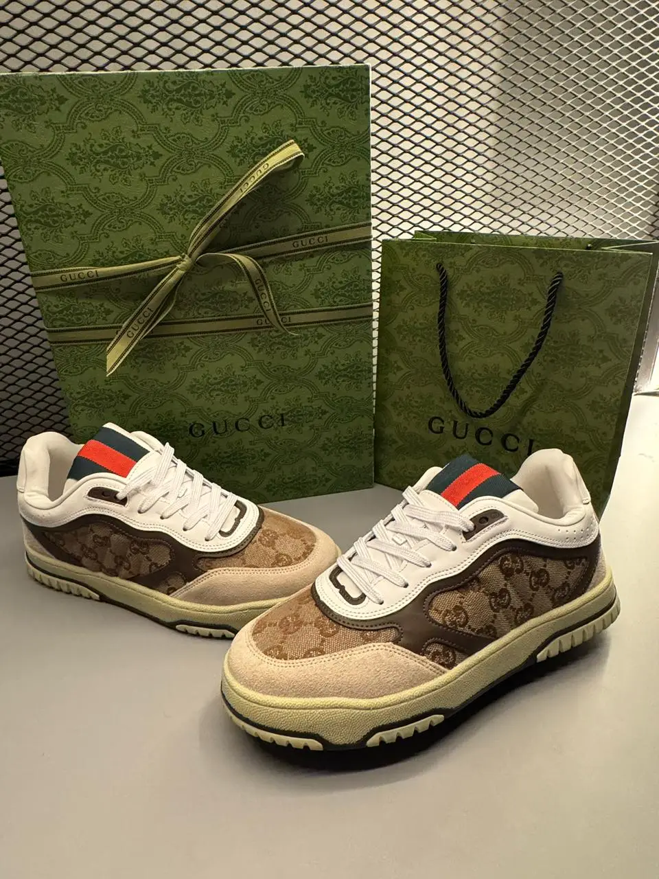 Tênis Gucci GG Web Stripe