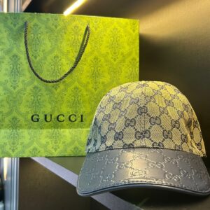 Boné Gucci Mix Canvas GG Supreme & Aba em Pele Guccissima