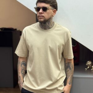 Camiseta Basic Premium – Bege Areia (Padrão Zara)