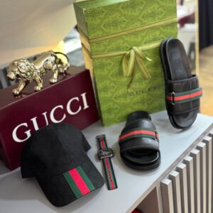 Chinelo Slide Gucci com Velcro