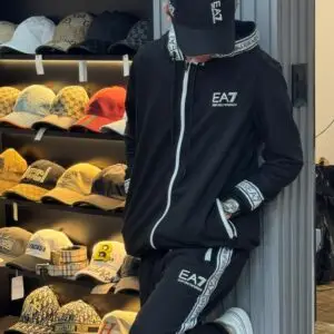 Conjunto EA7 Emporio Armani