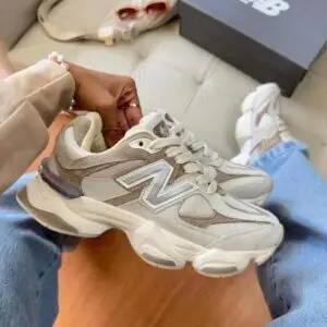 Tênis New Balance 9060 Casual – Cinza Claro e Bege (Taupe)