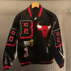 Jaqueta Varsity Chicago Bulls Premium - Modelo Bomber Streetwear