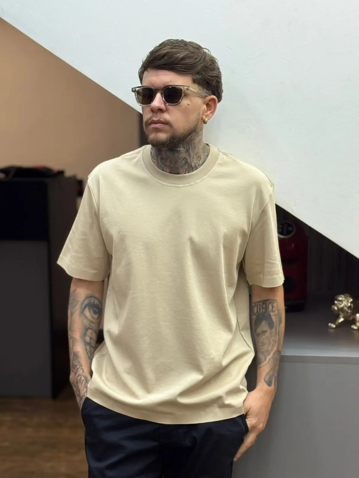 Camiseta Basic Premium – Bege Areia (Padrão Zara)