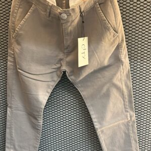 Calça Chino em Sarja City Slim