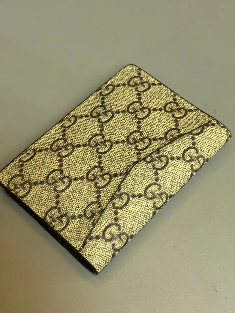 Carteira Gucci GG Supreme