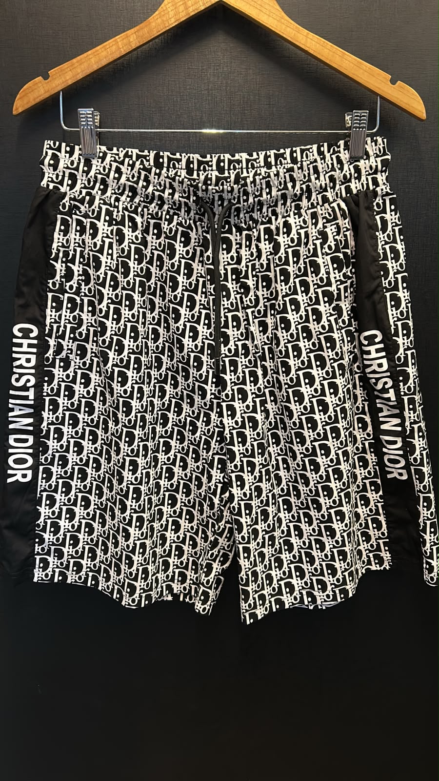Bermuda Masculina Christian Dior Oblique Preta e Branca