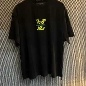 Camiseta Louis Vuitton Oversized