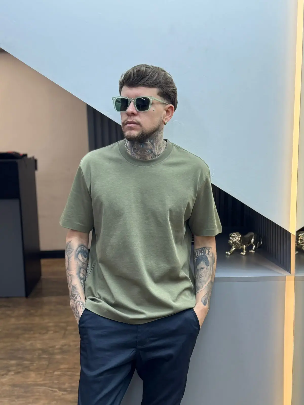 Camiseta Basic Premium – Verde Militar (Padrão Zara)