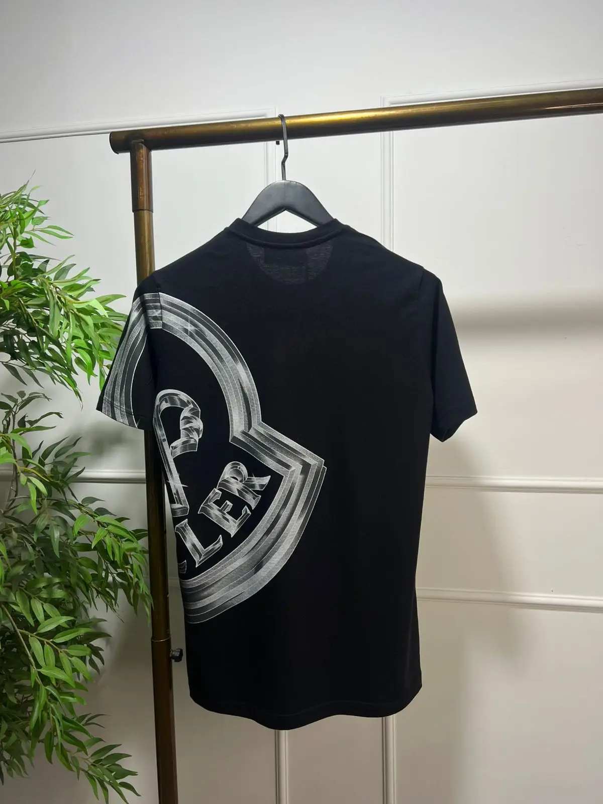 Camiseta Moncler Logo Outline - Imagem 4