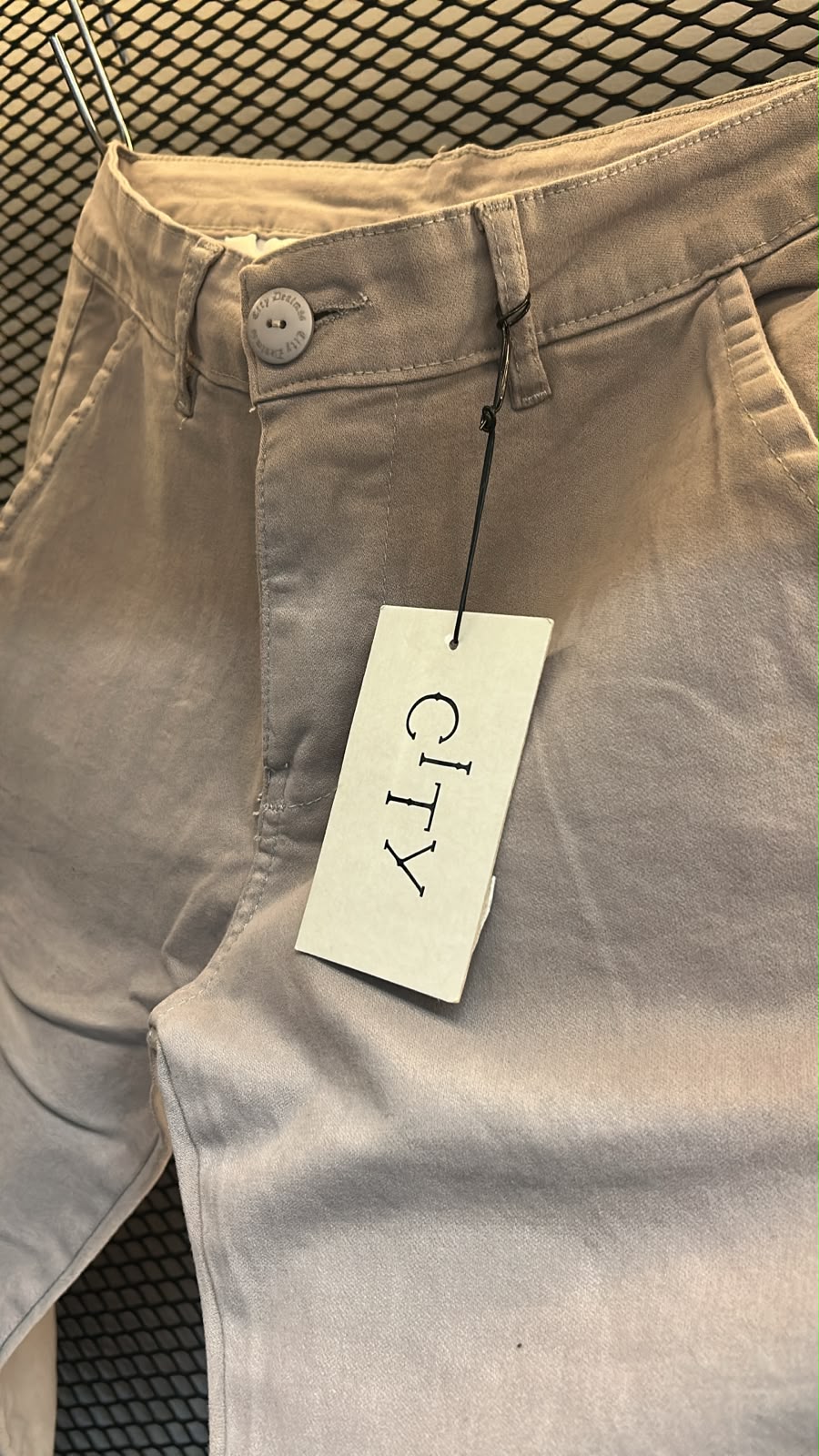Calça Chino em Sarja City Slim - Imagem 3