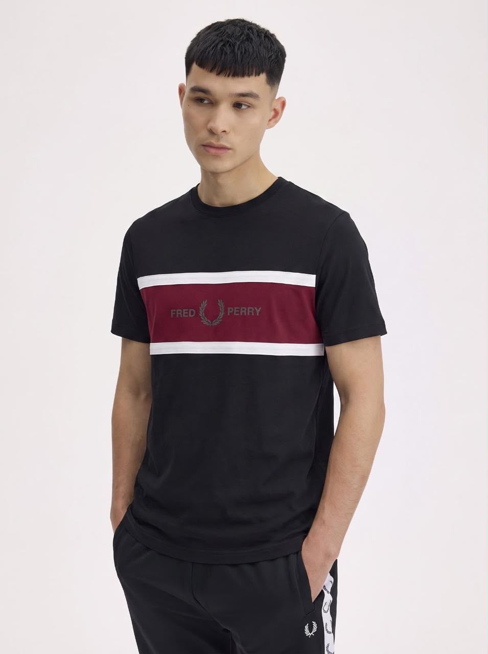 Camiseta Fred Perry Pan painel Recorte & Estampa Masculina - Imagem 4