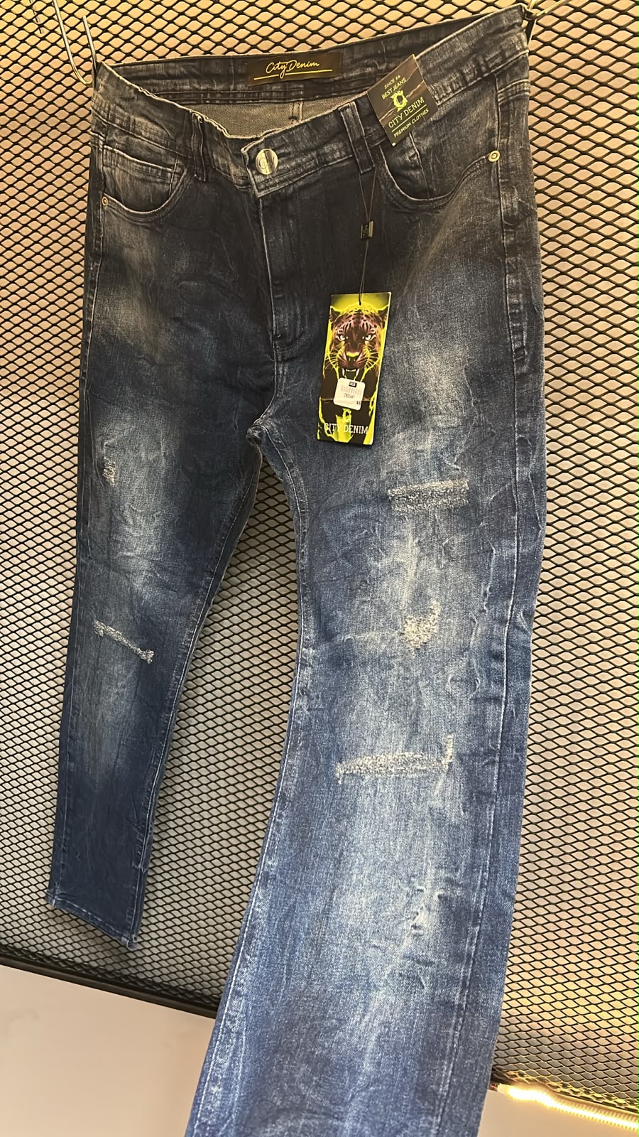 Calça Jeans Masculina City Denim 86 Slim – Azul Escuro Marmorizada com Puídos - Imagem 2
