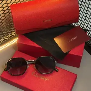 Óculos Cartier