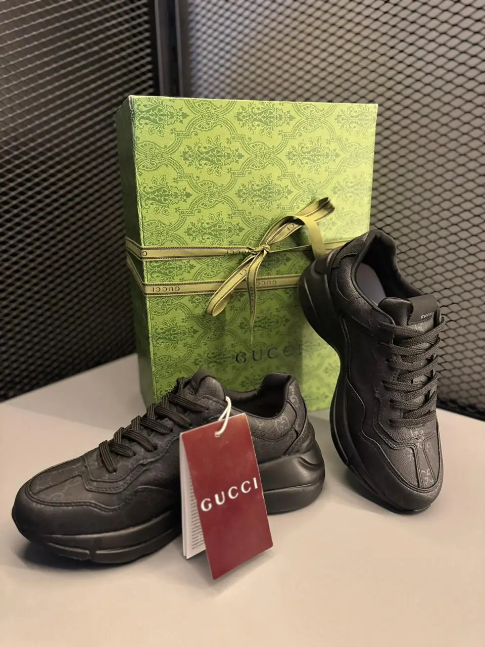 Tênis Gucci Rhyton GG