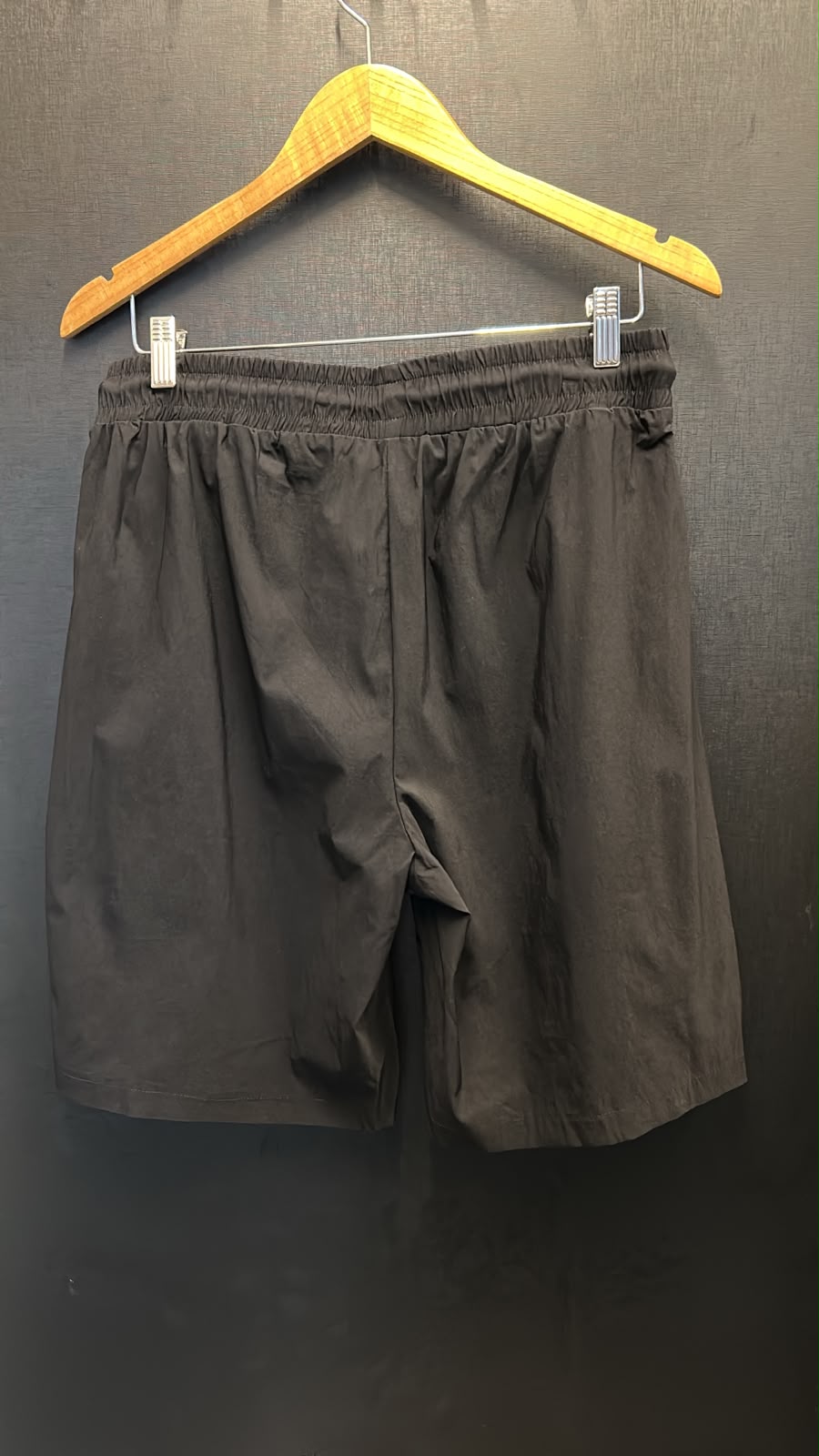 Bermuda Masculina Bottega Veneta Casual Sport Preta e Verde - Imagem 2