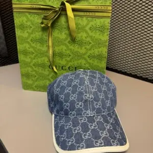 Boné Gucci prêmio