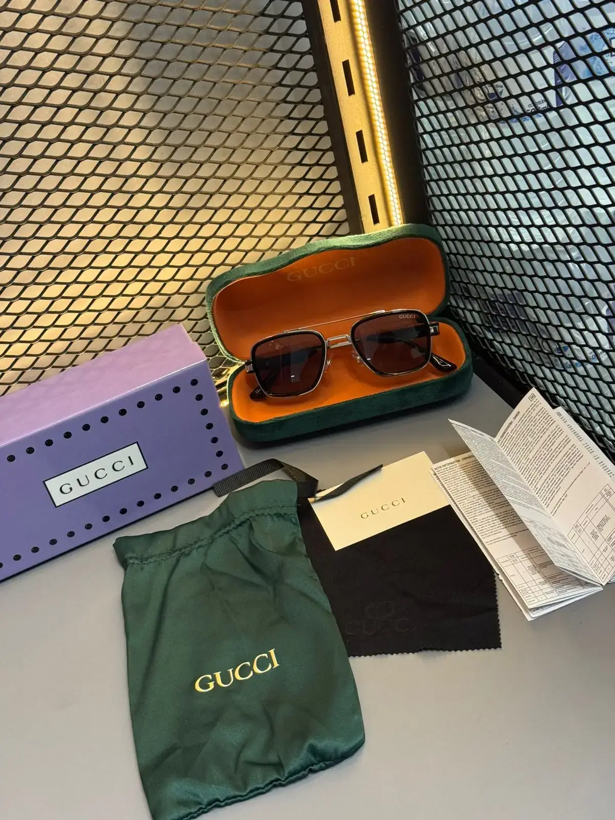 Óculos Gucci Square - Imagem 3