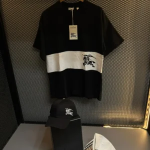 Camiseta Burberry Equestrian Knight Block – Edição Premium