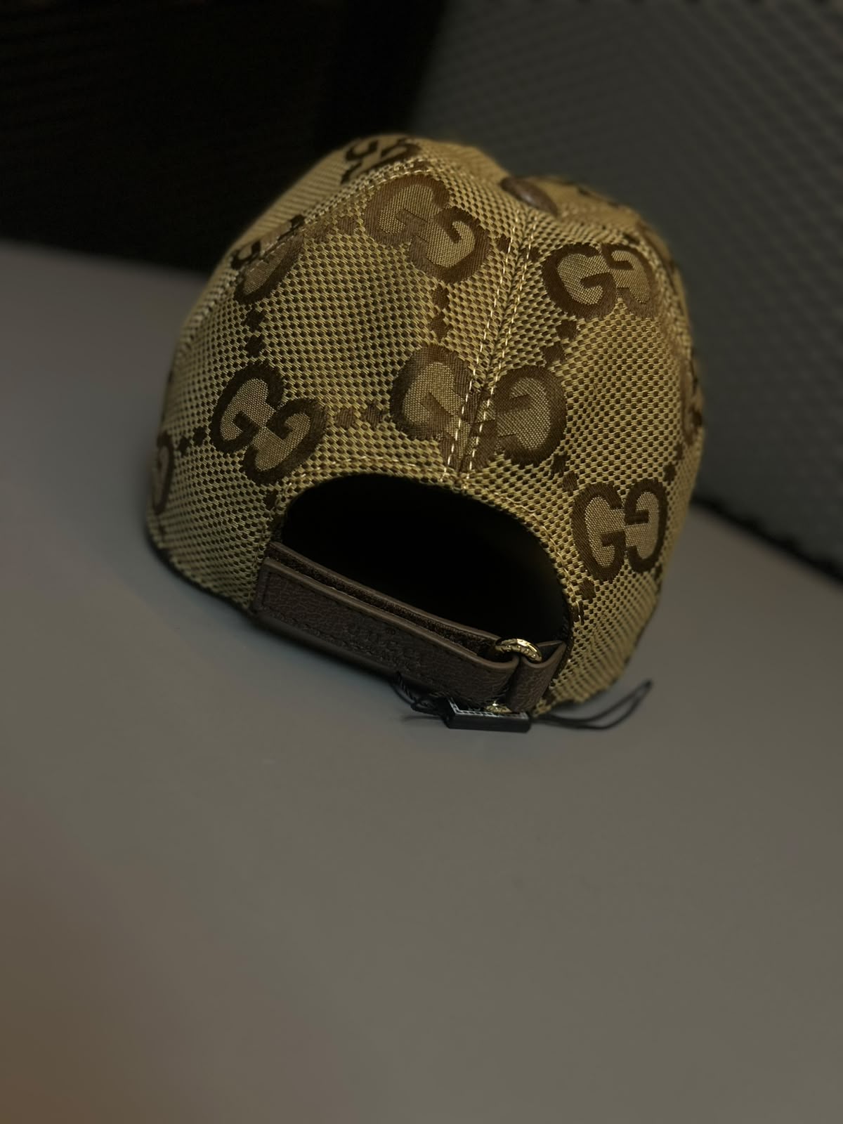 Boné Gucci Jumbo GG Canvas Monogram - Marrom e Bege - Imagem 3