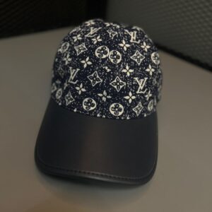 Boné Louis Vuitton Monogram Denim & Couro Azul Marinho