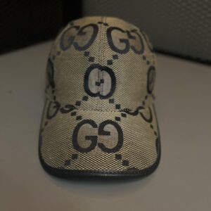 Boné Gucci GG Monogram Bege e Preto – Estilo Luxo