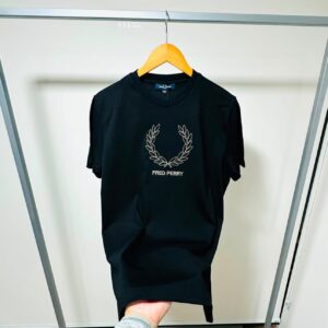 Camiseta Masculina Fred Perry Laurel Wreath Logo Bordado