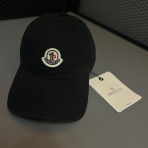 Boné Moncler Logo Patch Preto – Edição Algodão Ajustável