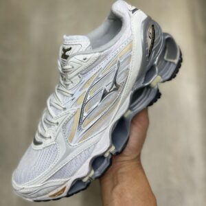 Tênis Mizuno Wave Prophecy Branco, Prata e Bege – Esportivo e Urbano de Alto Desempenho