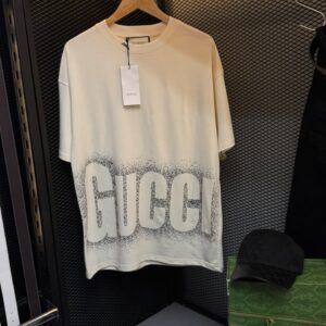 Camiseta Gucci Off-White Spray Degradê